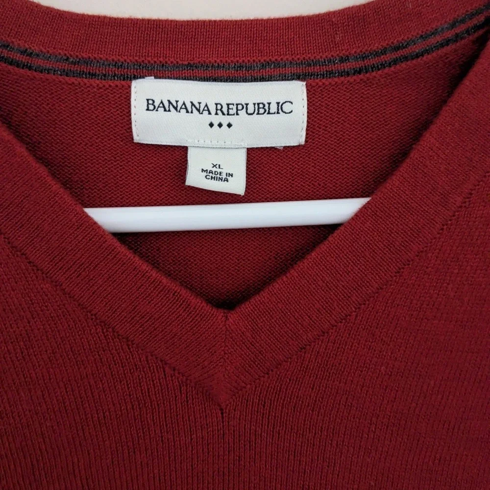 Banana Republic Mens Red V Neck Long Sleeve Cotton‎ Sweater Size XL